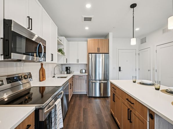 9 River St #209
