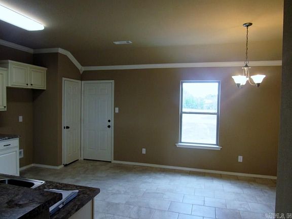 4th image of 1701 Whitehaven N