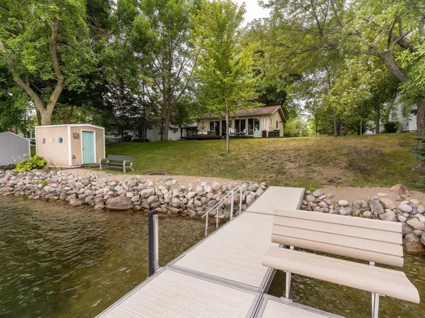 23028 Oak Leaf Ln, Battle Lake, MN 56515