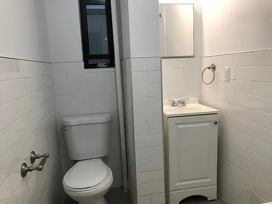 Rented by Bruma Realty LLC | media 19