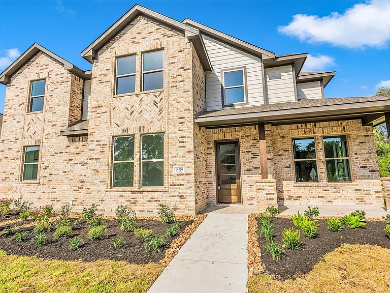 18219 Polo Meadow Dr — Photo 5