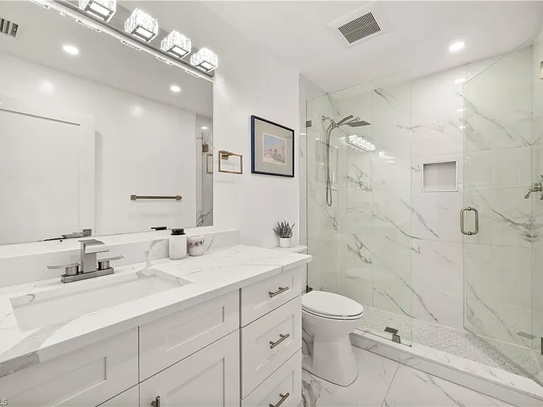 3504 Antarctic Cir S — Photo 8