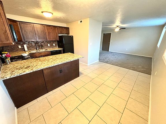5th image of 4427 S 27th St #F