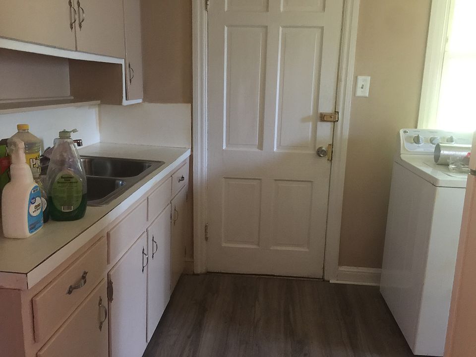 1st image of 1066 Tahoe Dr
