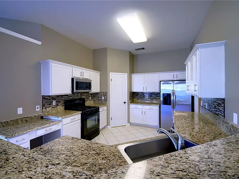 129 Copperwood Loop — Photo 13