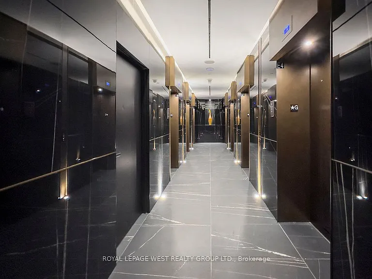11 Yorkville Ave #1310 — Photo 4