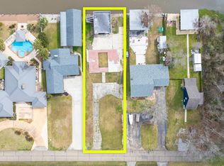 20406 Fairway Dr, Springfield, LA 70462