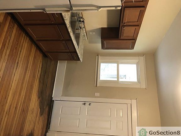 5th image of 132 S 44th St