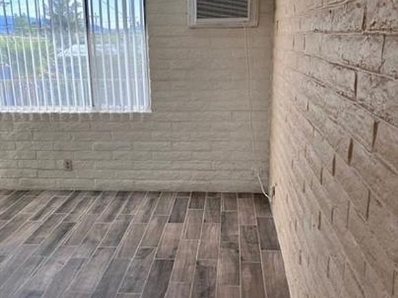 4th image of 2565 N Park Ave APT 26