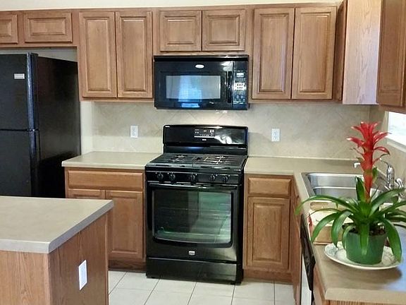 5th image of 12121 Buzz Schneider Ln