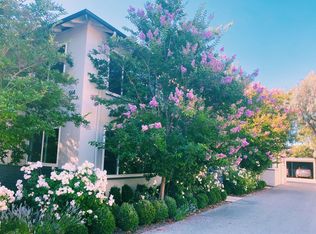 564 University Dr APT 2, Menlo Park, CA 94025