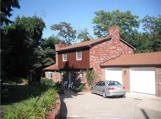 2131 Lewis St, White Oak, PA 15131
