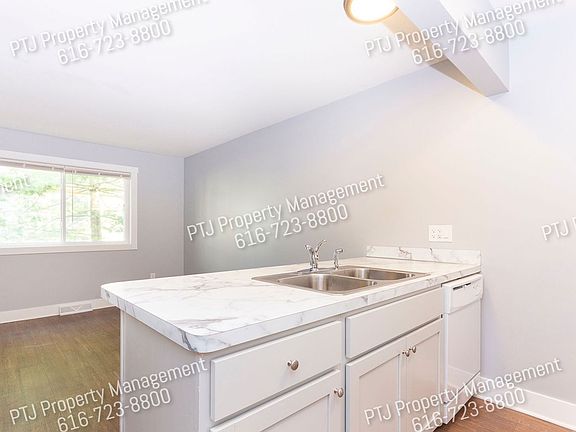 5th image of 4754 Eastern Ave SE #206
