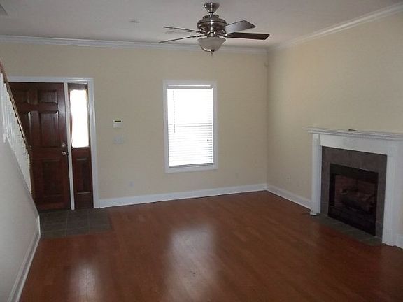 4th image of 401 Bickerstaff Ln Unit 4
