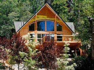 27614 W Shore Rd, Lake Arrowhead, CA 92352