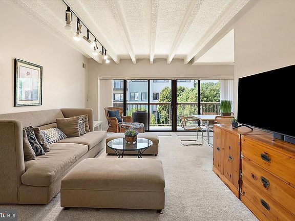 4th image of 14007 Sand Dune Rd #6A