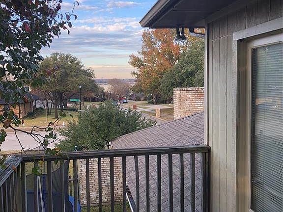 3rd image of 4630 Candlestick Dr