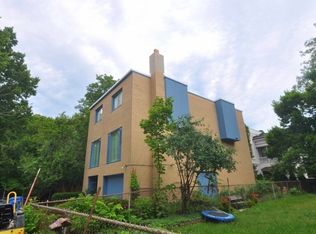 1022 E 49th St, Chicago, IL