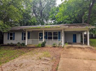 505 Elm St, Doniphan, MO 63935