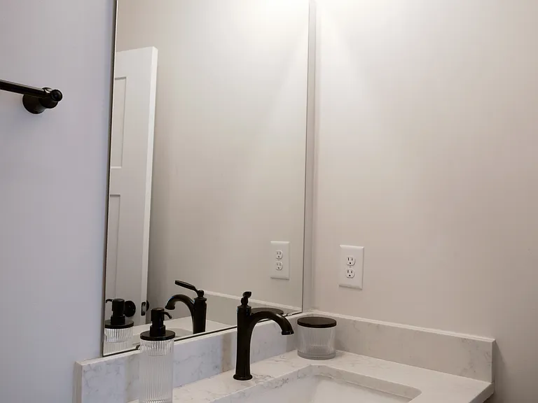 2047 Belmont Terraces Ln — Photo 27