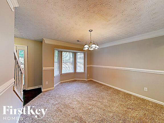 2nd image of 947 Shadow Lakes Dr