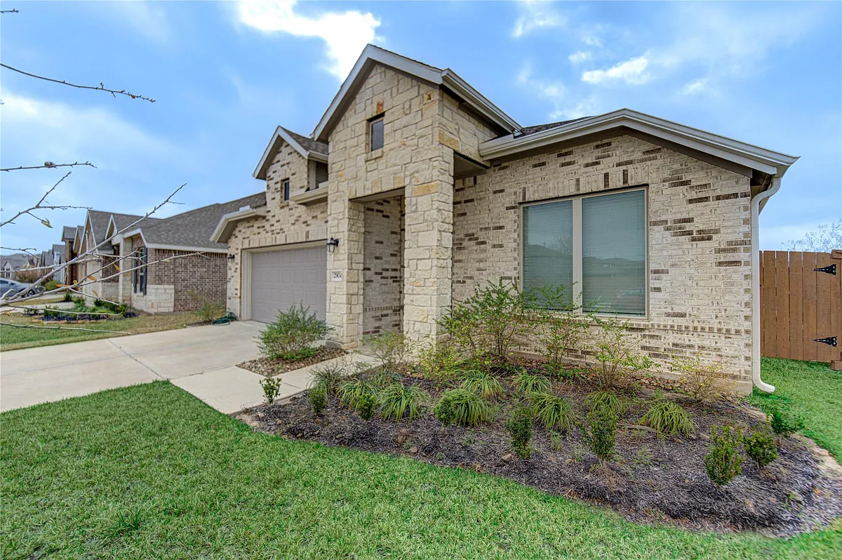 Building Photo - 2904 Cordova Hill Dr