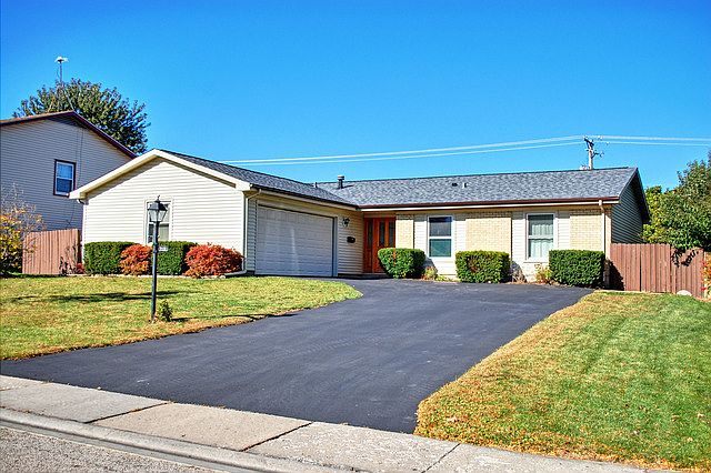 1st image of 710 Burr Oak Dr