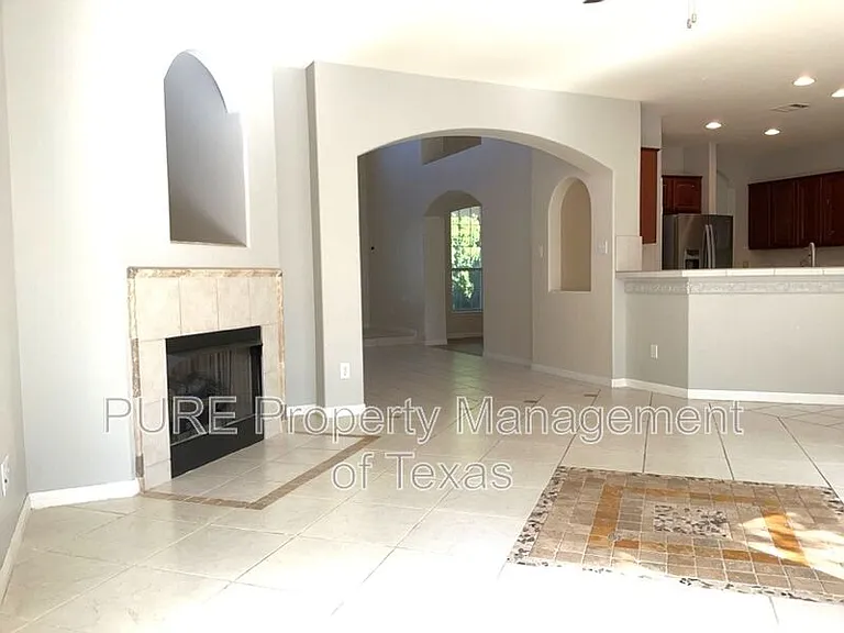 2302 Barnett Dr — Photo 9