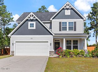 4130 Irwin Dr, Aberdeen, NC 28315