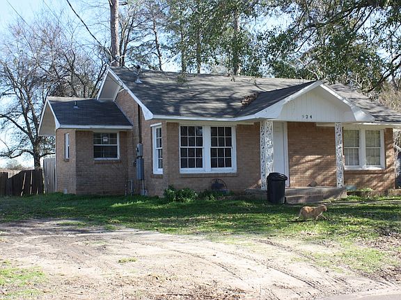5th image of 924 Sherrill St