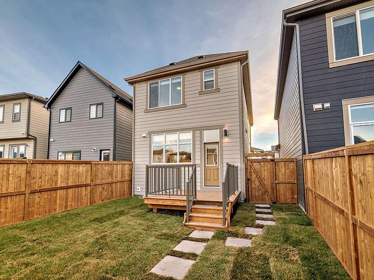 345 Magnolia Way SE — Photo 32