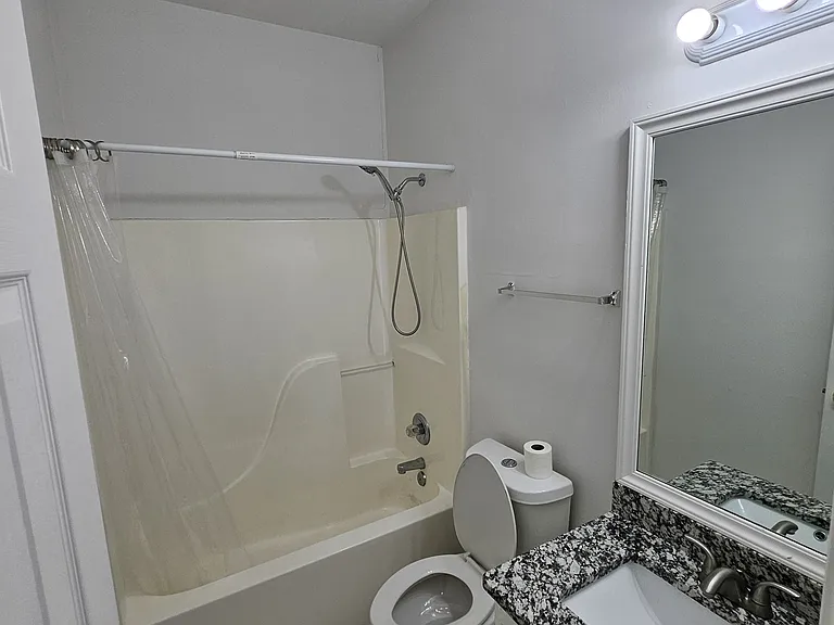 1651 Massachusetts Ave SW #22 — Photo 42