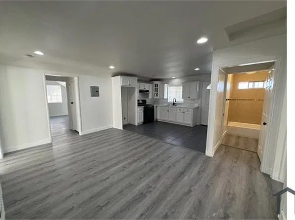 4063 S Budlong Ave #50, Los Angeles, CA 90037