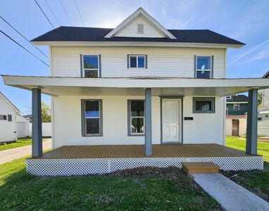 205 S Tama St, Manchester, IA, 52057