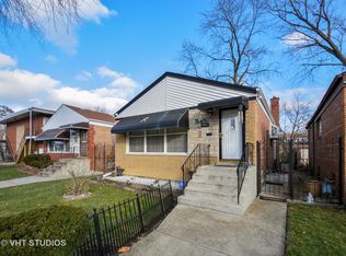 12411 S Honore St, Calumet Park, IL 60827