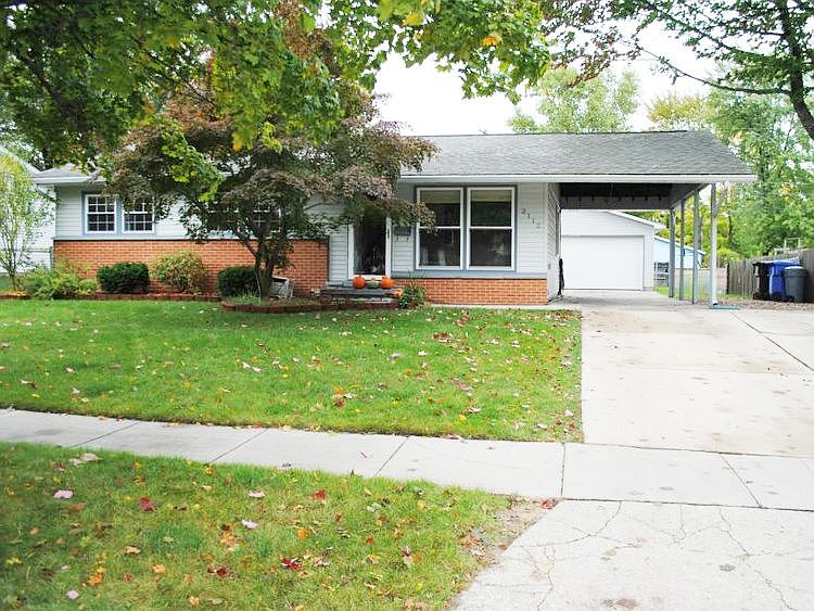1st image of 2112 Belaire St