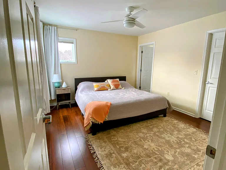 West Wing upstairs suite