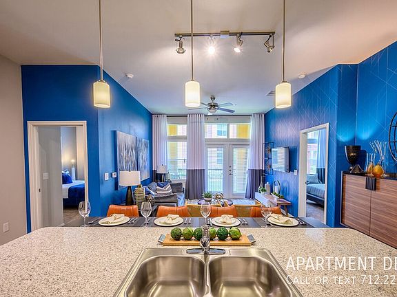3rd image of 8906 Lakes At 610 Dr #576