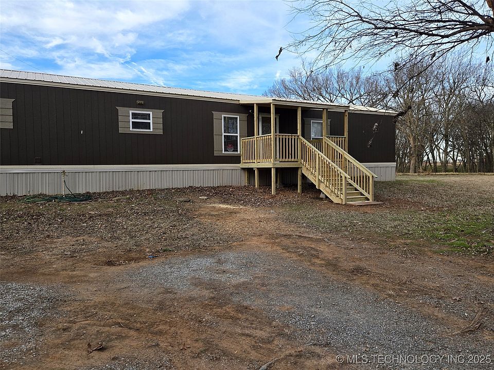 1st image of 427 Lakeside Dr N