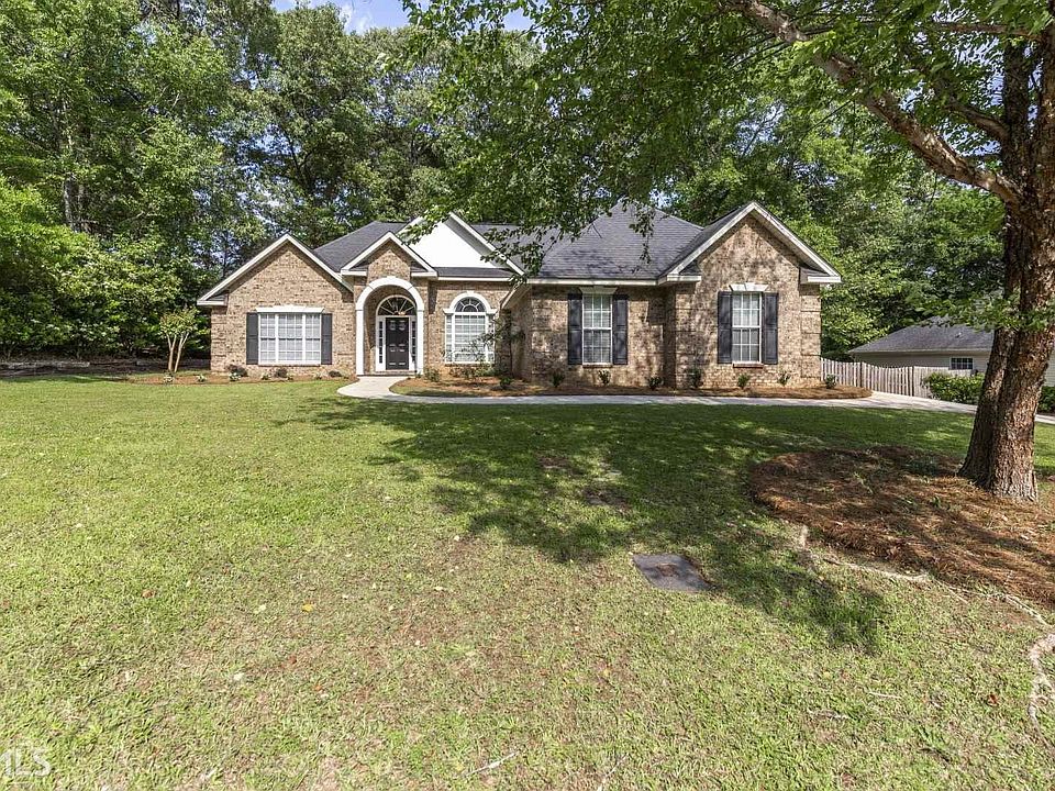 1st image of 103 Alton Woods Dr