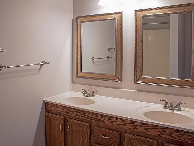 4129 Nantucket Dr — Photo 44