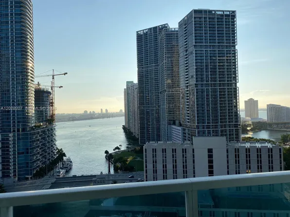 31 SE 5th St, Miami, FL