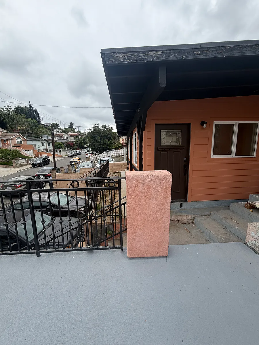 Building Photo - 7429 Berne St