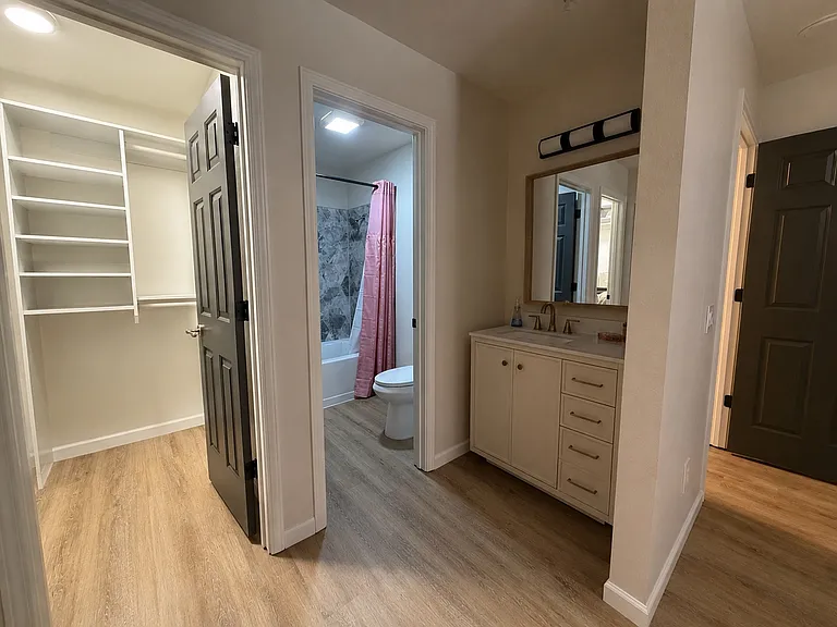 8391 Majestic Dr — Photo 6