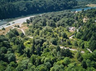 8 Trinity Way, Klamath, CA 95548
