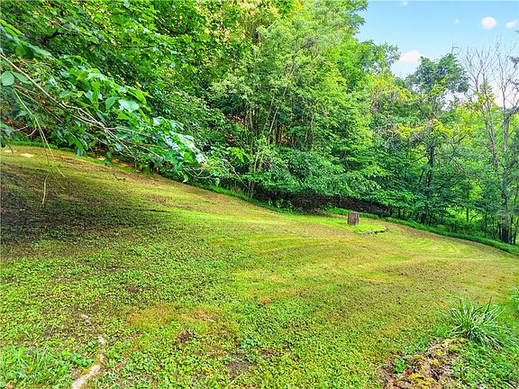 5th image of 340 Weigles Hill Rd