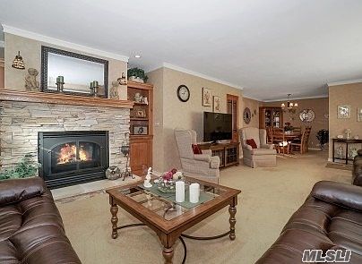 3rd image of 51 Falcon Dr