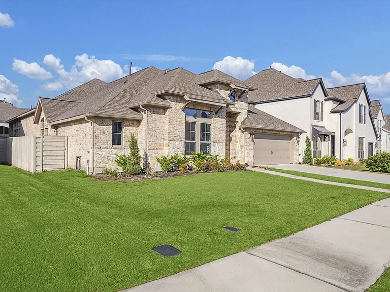 4318 Rocky Stream Ct — Photo 3