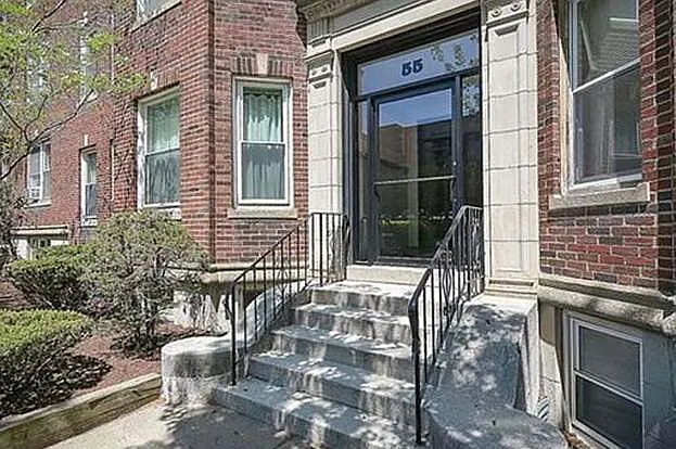 55 Thatcher St #1A