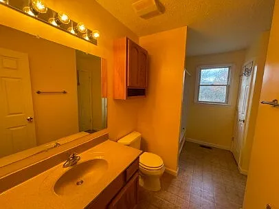 195 Redwood Dr — Photo 6